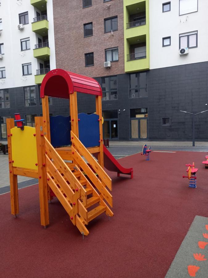 Avenija Oaza Apartman Újvidék Kültér fotó