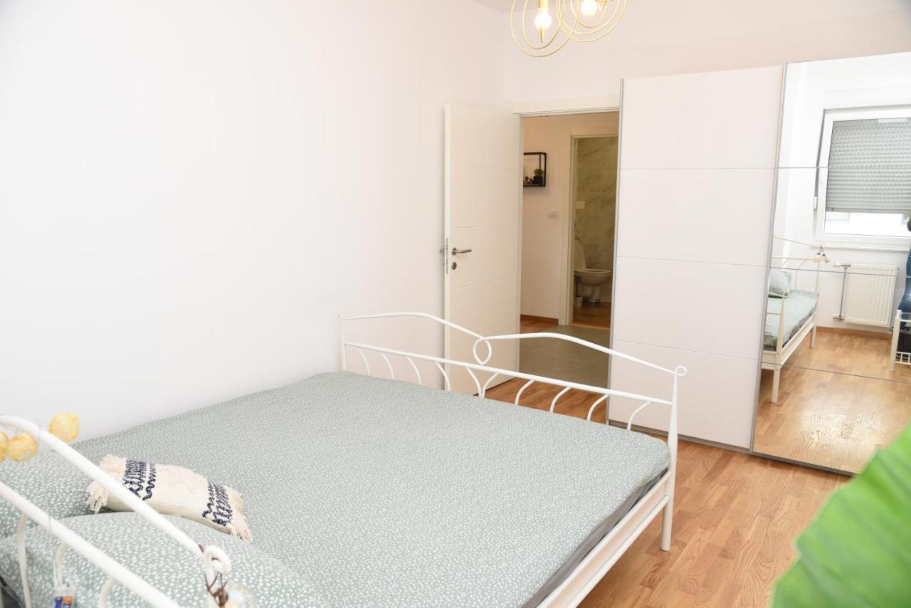 Avenija Oaza Apartman Újvidék Kültér fotó