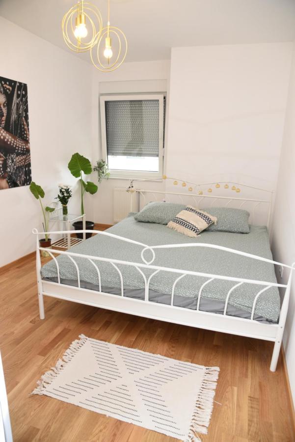 Avenija Oaza Apartman Újvidék Kültér fotó